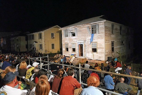 <p>Performance view in Gentilly. Paul Chan, <em>Waiting for Godot in New Orleans,</em> 2007. New Orleans. Photo: Donn Young and Frank Aymami.</p>